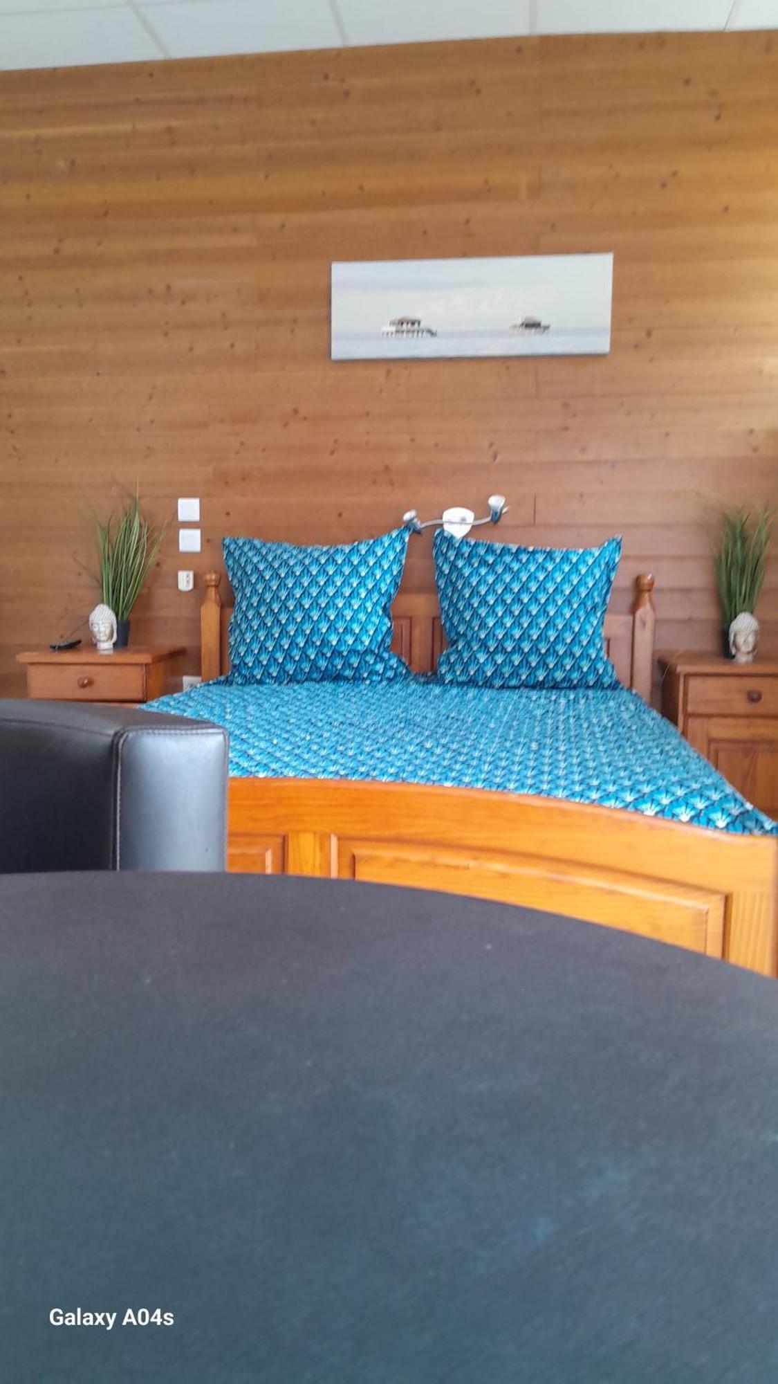 Bed and Breakfast Le Domaine Moustey Exterior foto